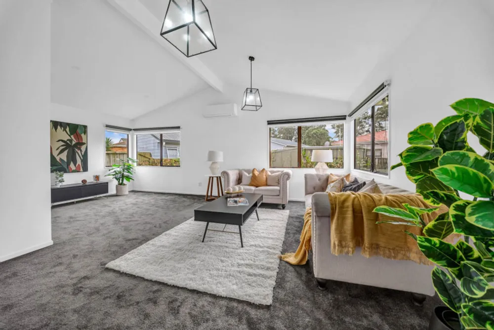 Photos of 2/146 Buckland Road