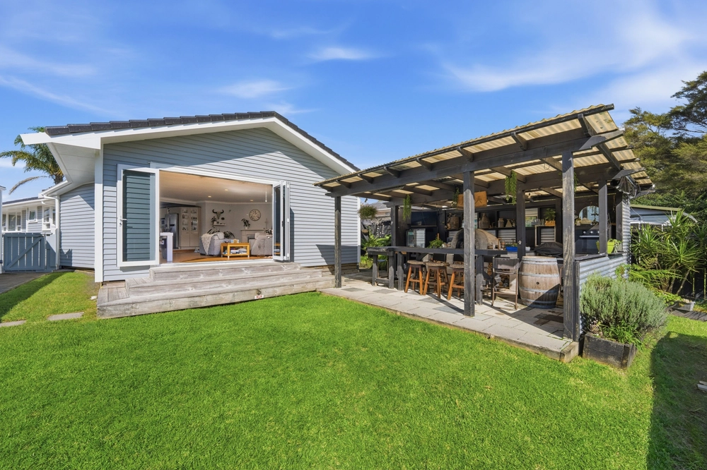 Photos of 23 Tabitha Crescent