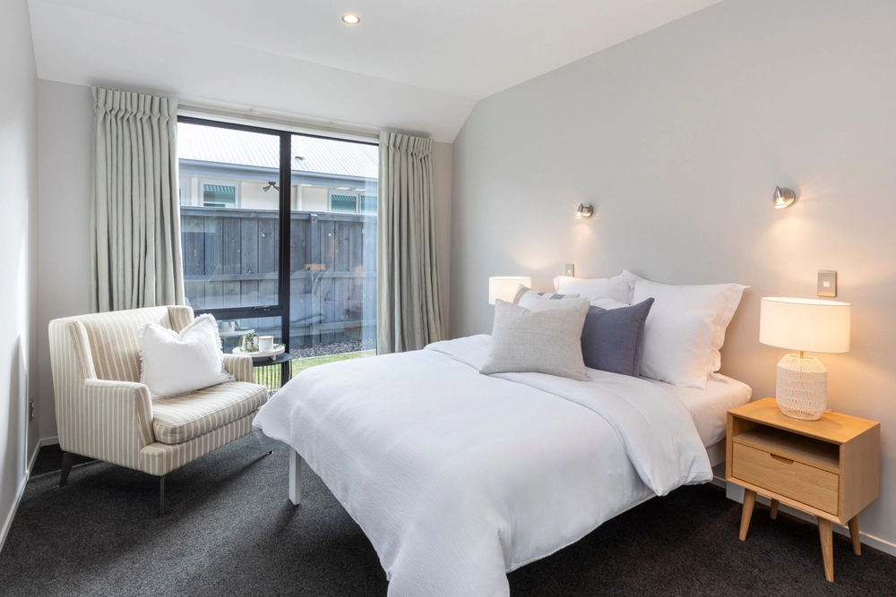Photos of 6 Waterstock Way