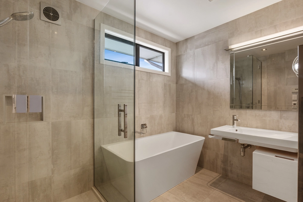 Photos of 15 Mcdougall Avenue