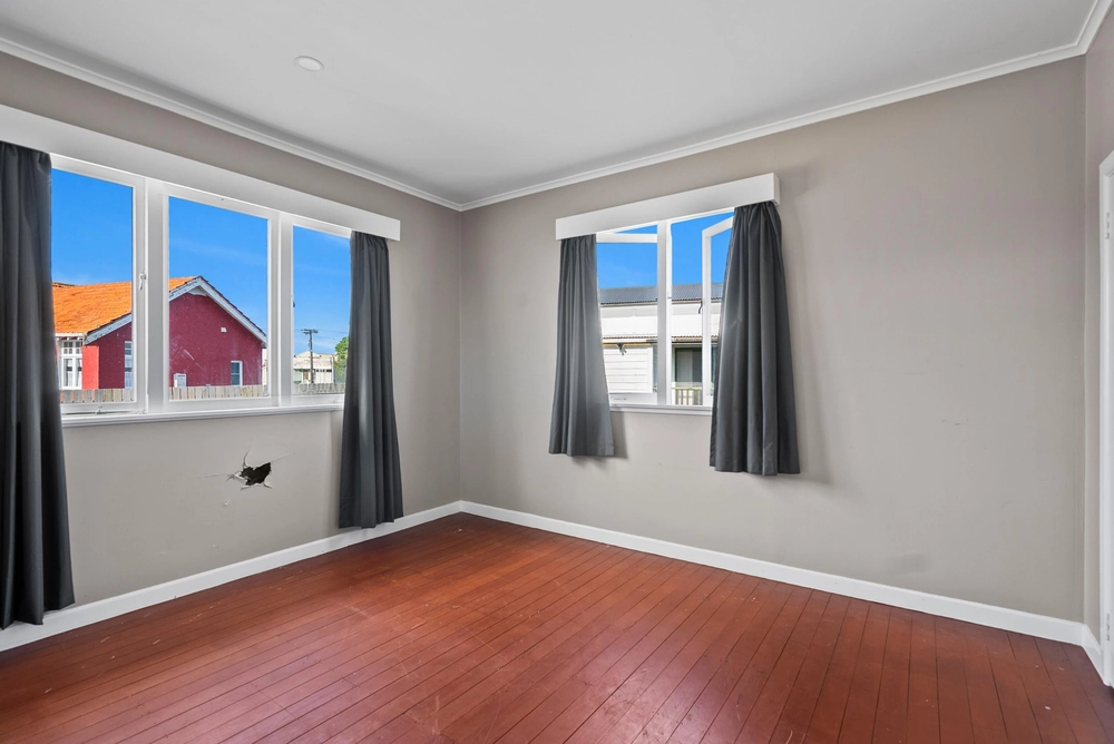 Photos of 16 Ruawai Wharf Road