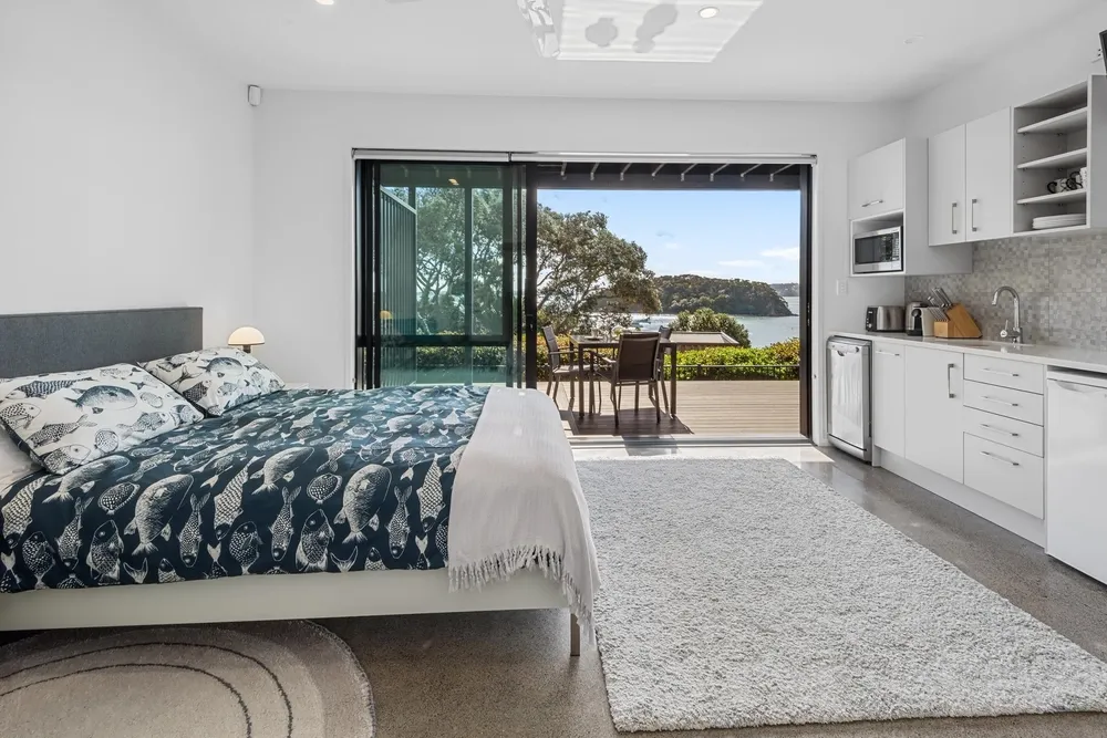 Photos of 30D Sullivans Road