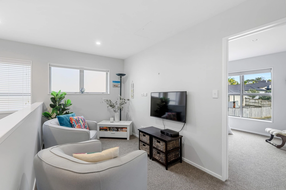 Photos of 337 Millwater Parkway