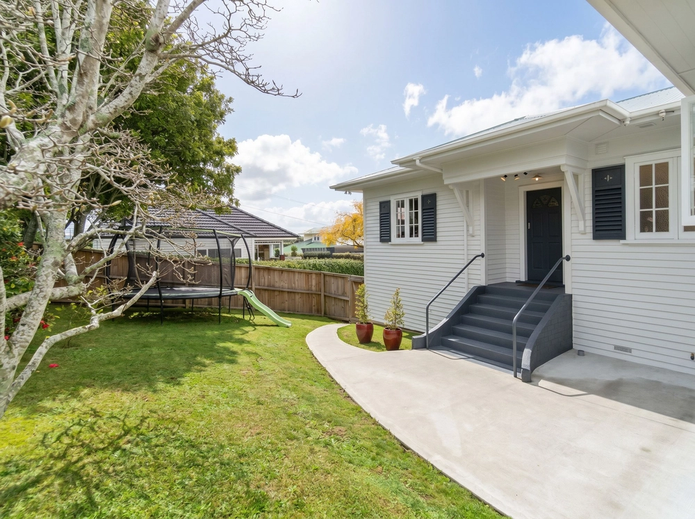 Photos of 34 Taylor Road