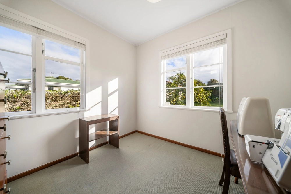 Photos of 48A Athens Road