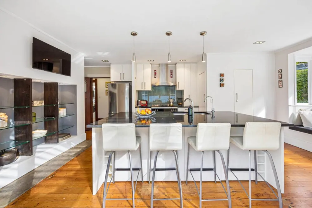Photos of 9 Buckley Road