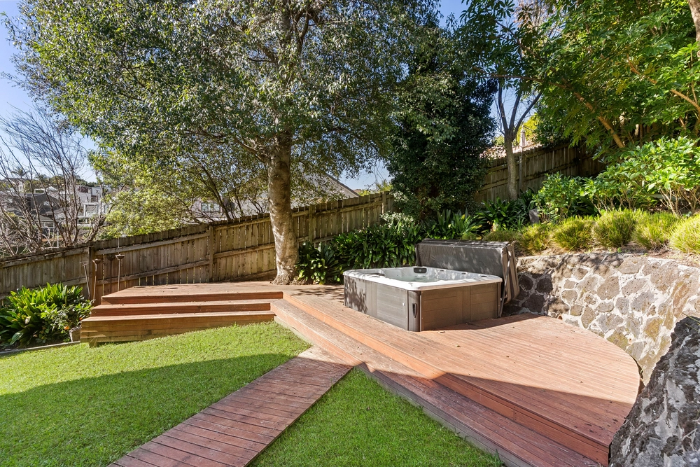 Photos of 93 Tautari Street