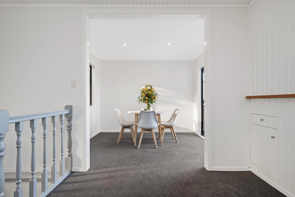 Photos of 53 Heron Avenue
