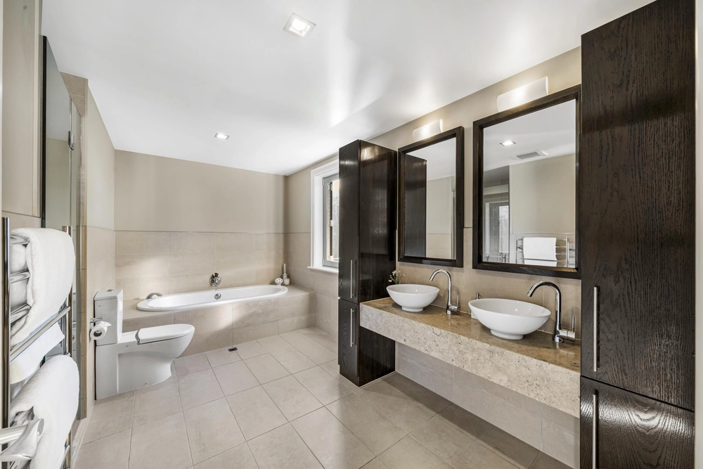 Photos of 41C Ayr Street