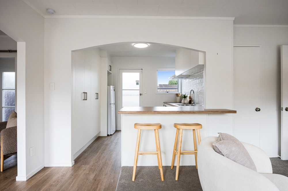 Photos of 83 Centreway Road