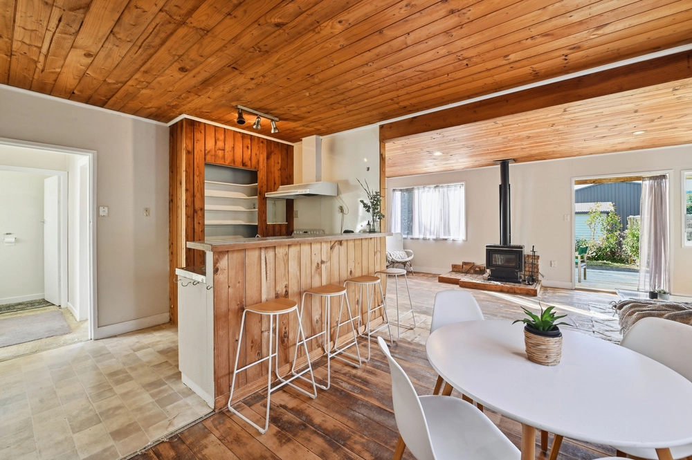Photos of 8 Benn Road