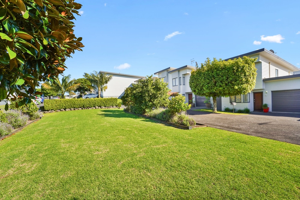 Photos of 19G Vause Street