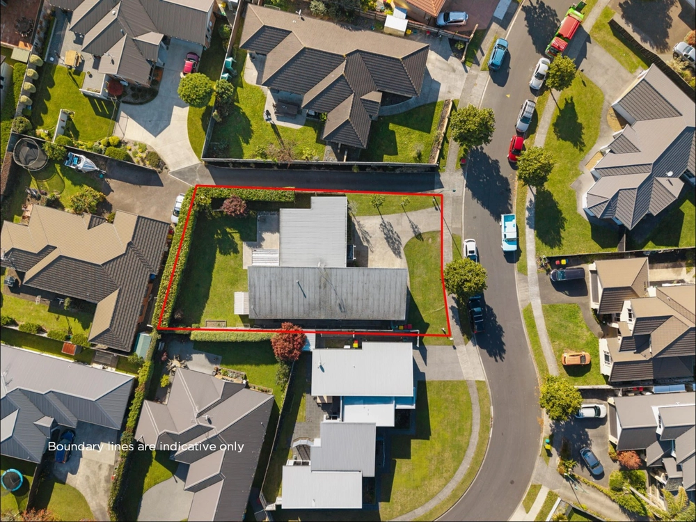 Photos of 18 Milbrook Place