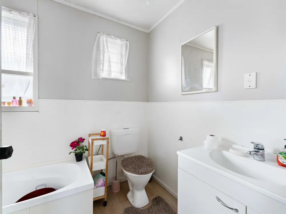 Photos of 11 Winsford Street