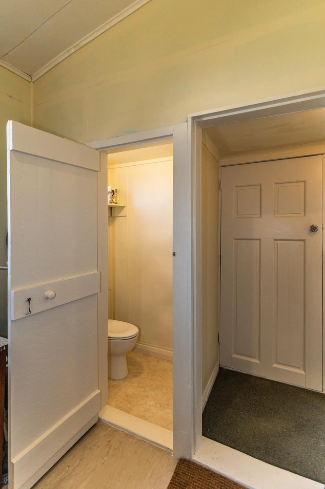 Photos of 9 Tau Street