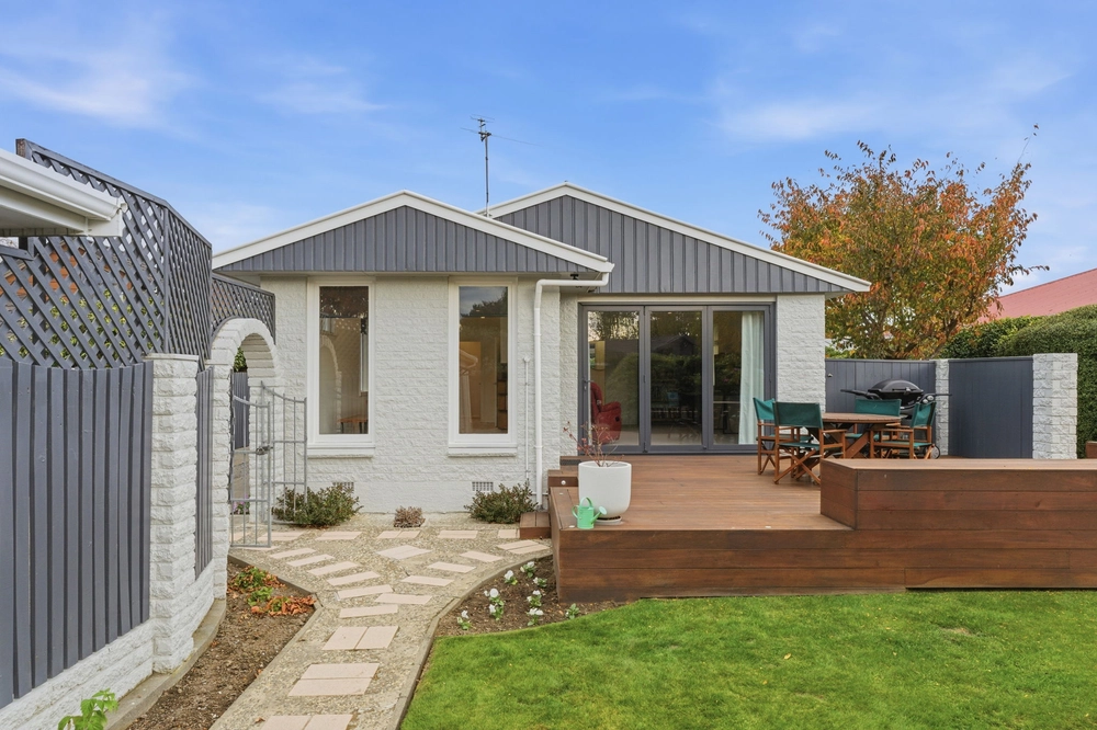 Photos of 72 Merrin Street