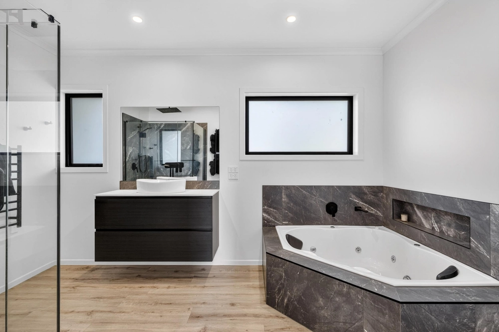 Photos of 121 Baverstock Road