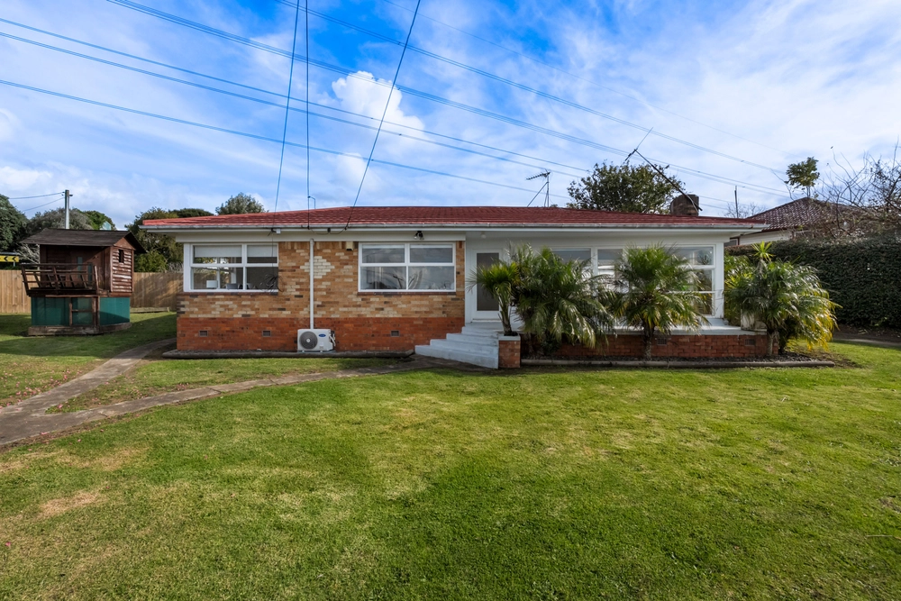 Photos of 25 McLennan Road