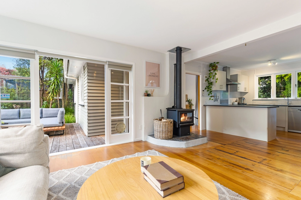 Photos of 200 Woodlands Park Road
