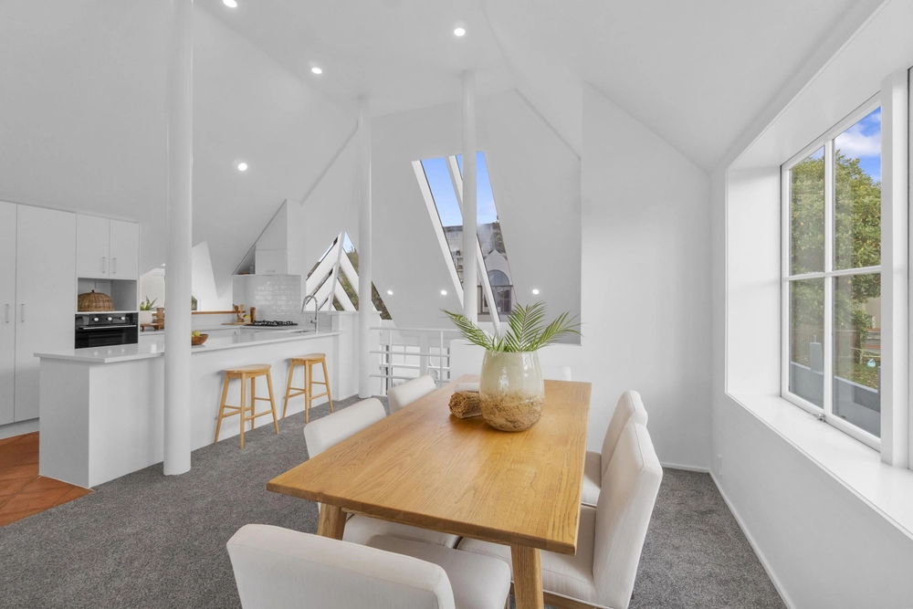 Photos of 13 Mamie Street
