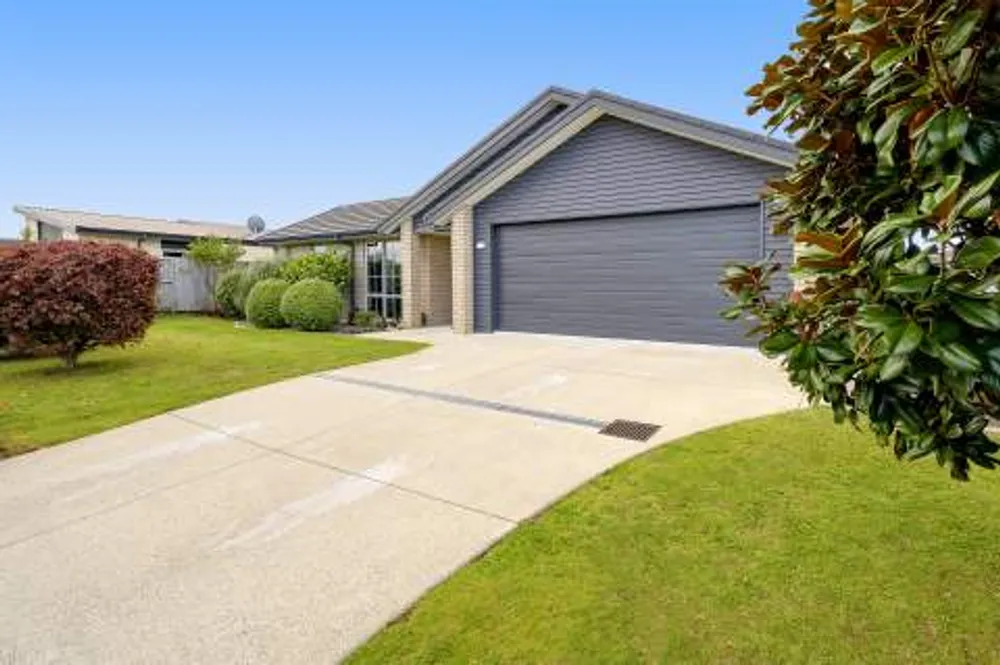 Photos of 39 Materawaho Way