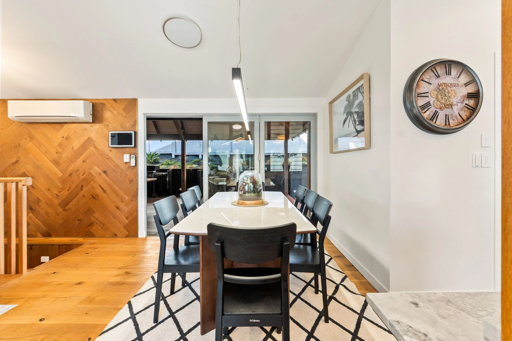 Photos of 32 Joyces Road