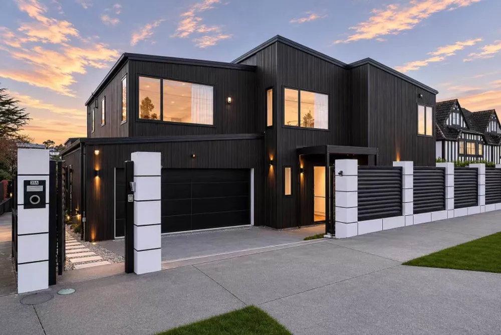Photos of 39A Clonbern Road