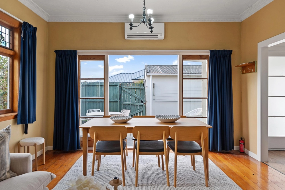 Photos of 128 Lyttelton Street