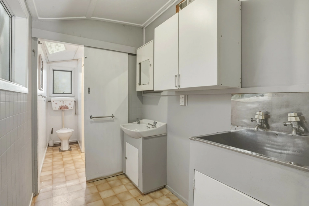Photos of 7 Dickson Street