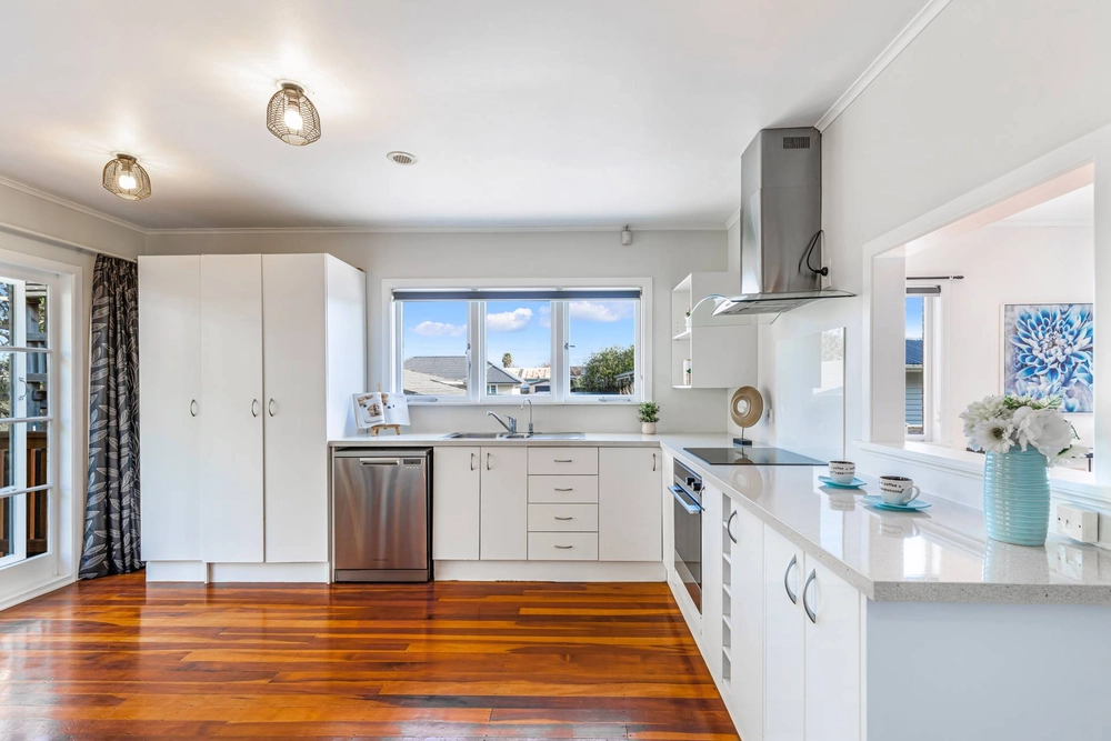 Photos of 16 gloria avenue te