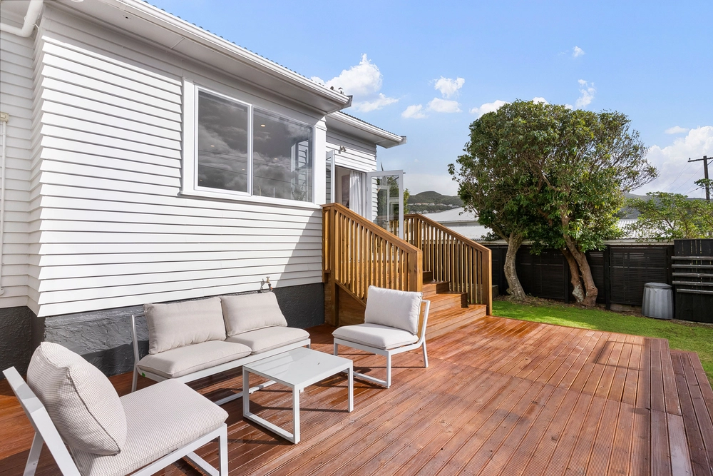Photos of 74 Fraser Avenue
