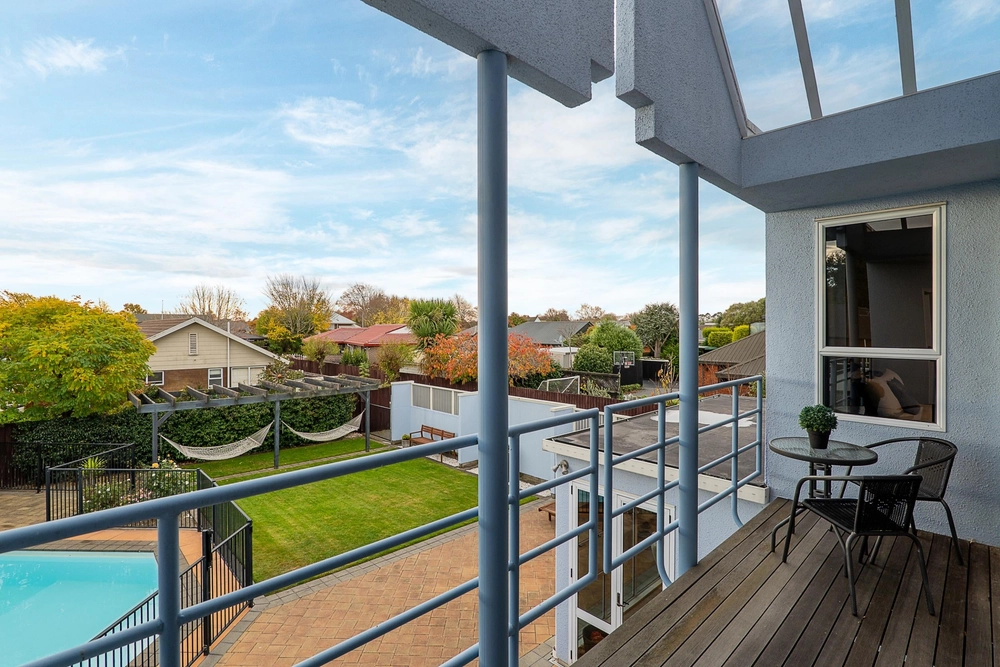 Photos of 74 Regency Crescent