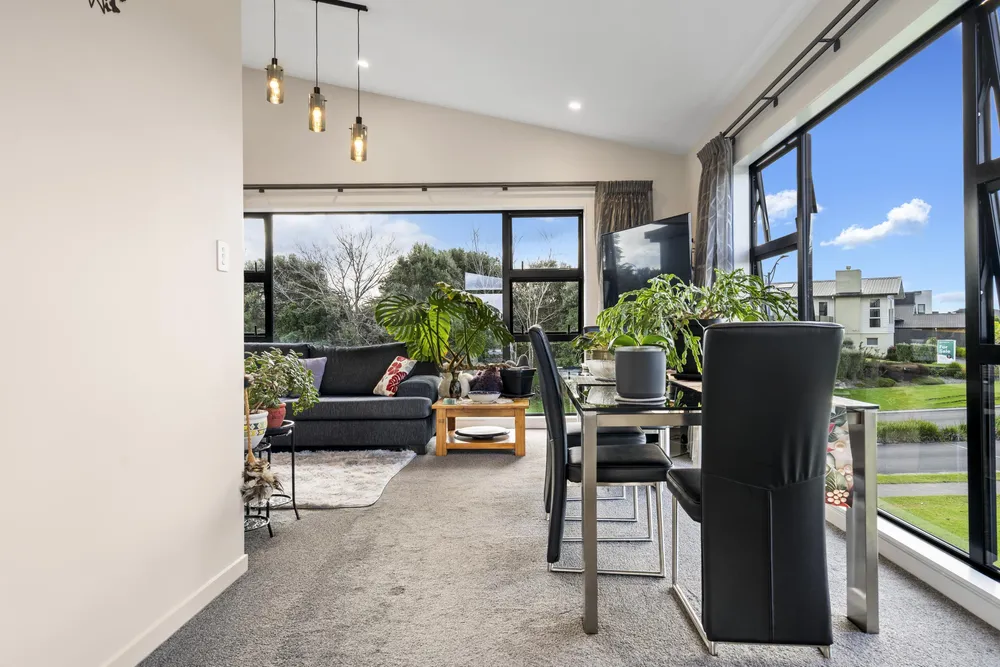 Photos of 31 Stace Hopper Drive
