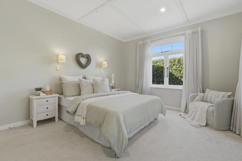 Photos of 9 Fourteenth Avenue