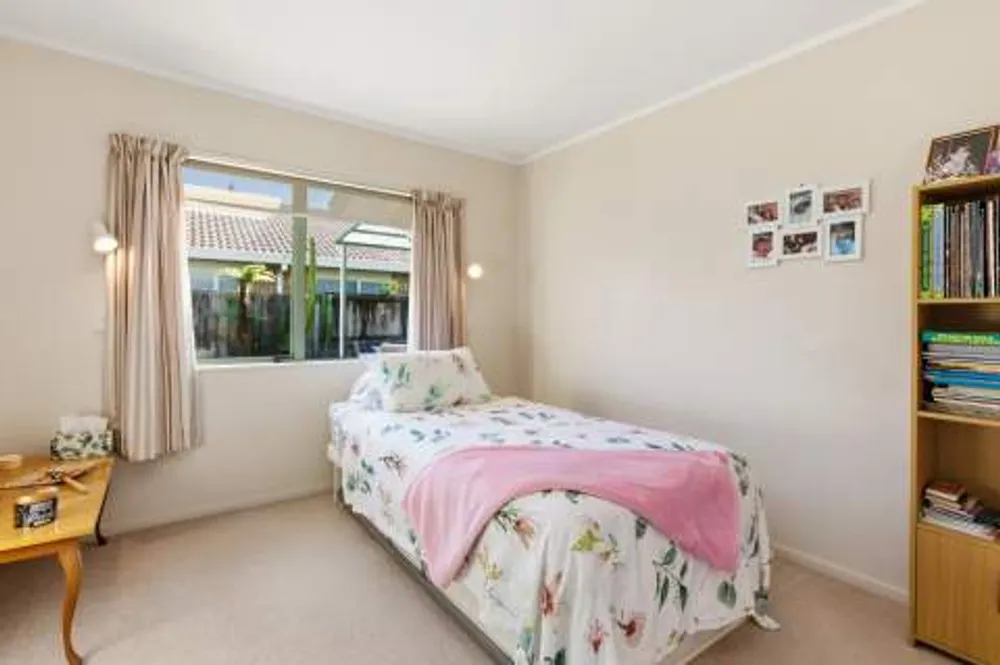 Photos of 8 Webb Place