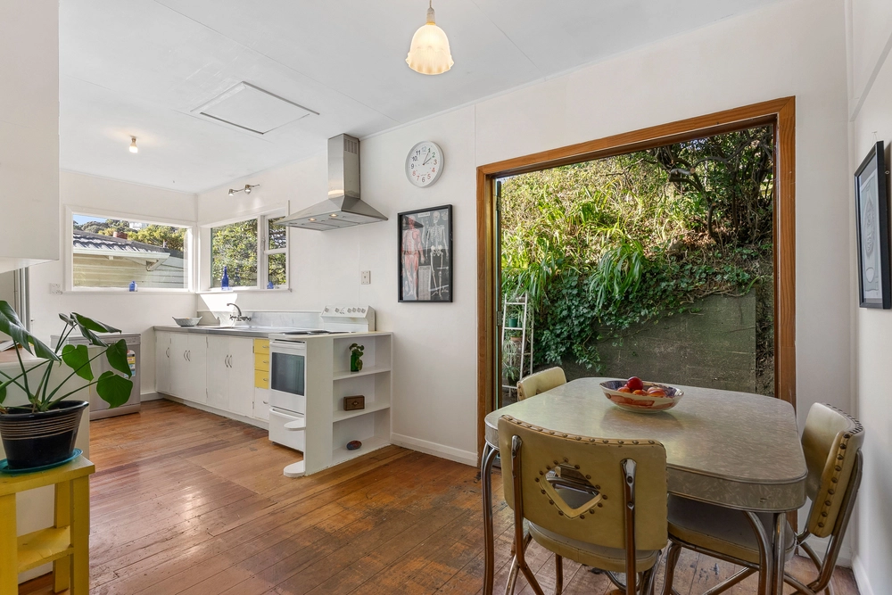 Photos of 102 Darlington Road