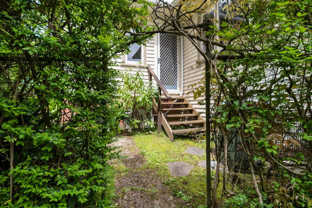 Photos of 83 Endeavour Street