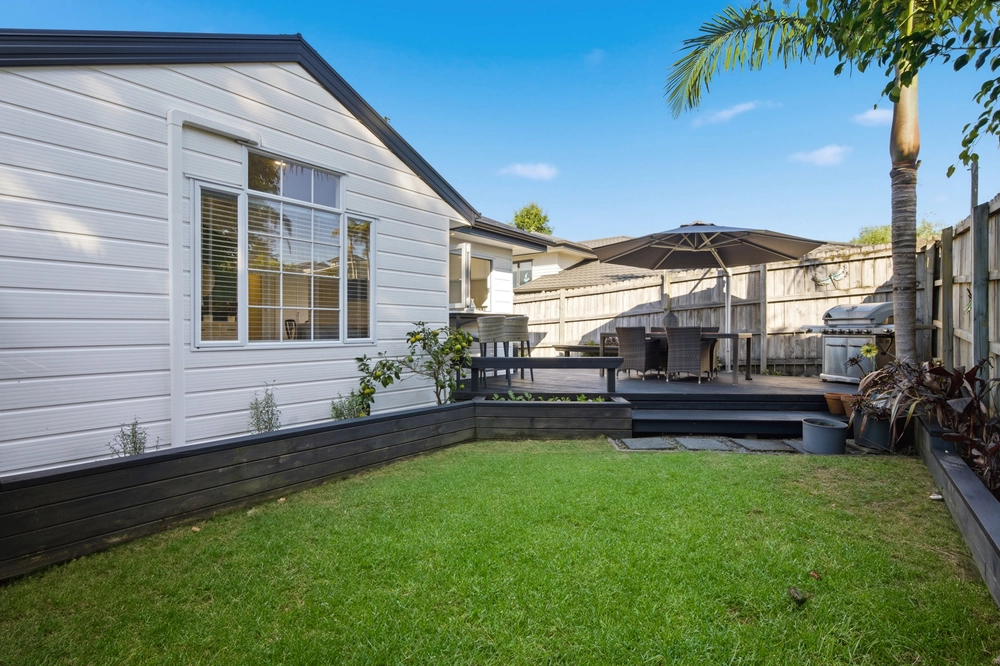 Photos of 53C Howe Street