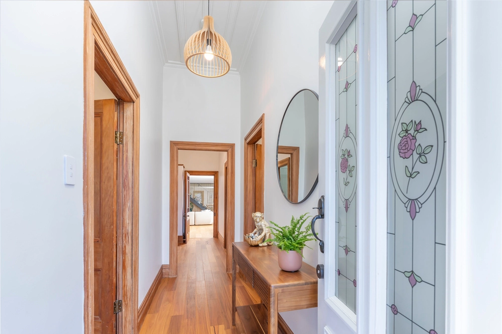 Photos of 18 Mostyn Street
