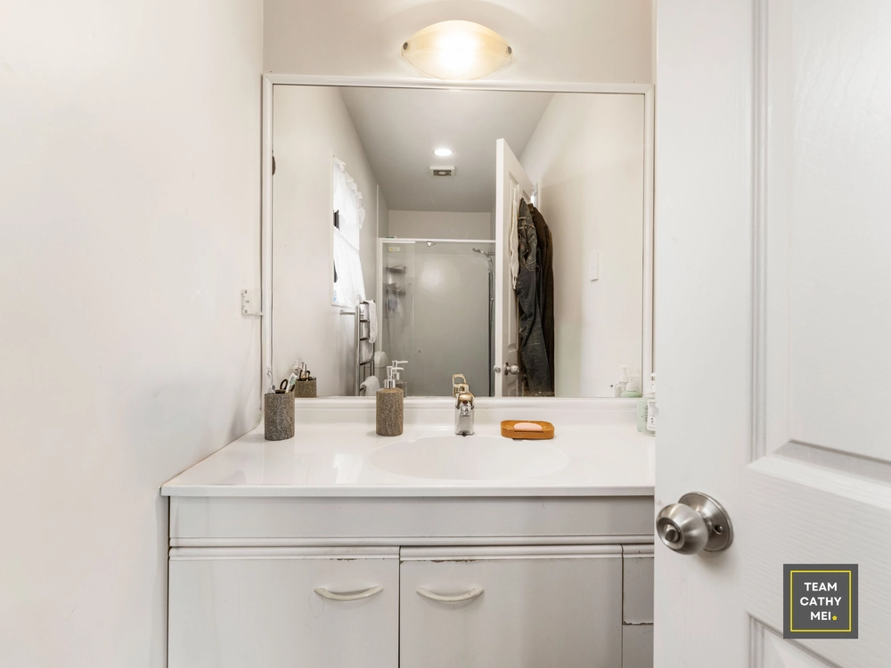Photos of 2/124 Alfriston Road