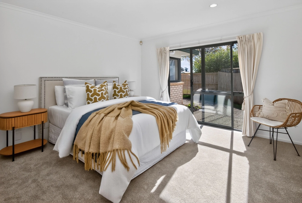 Photos of 6 Nier Place