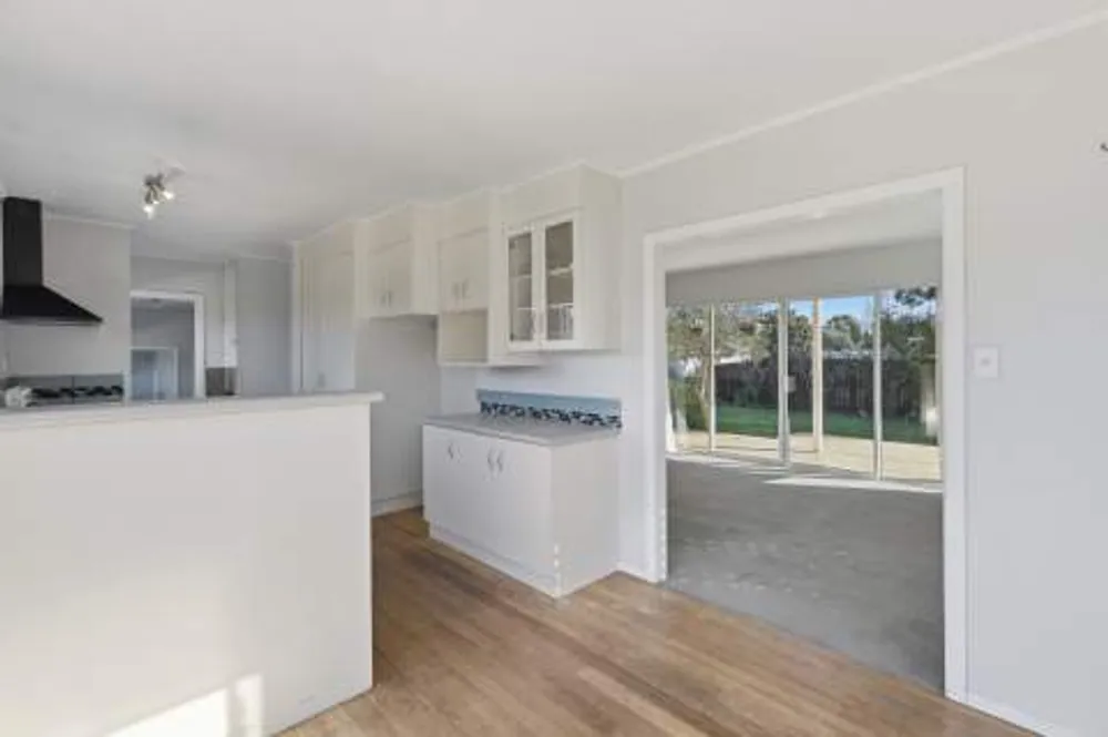 Photos of 423 Maungatapu Road