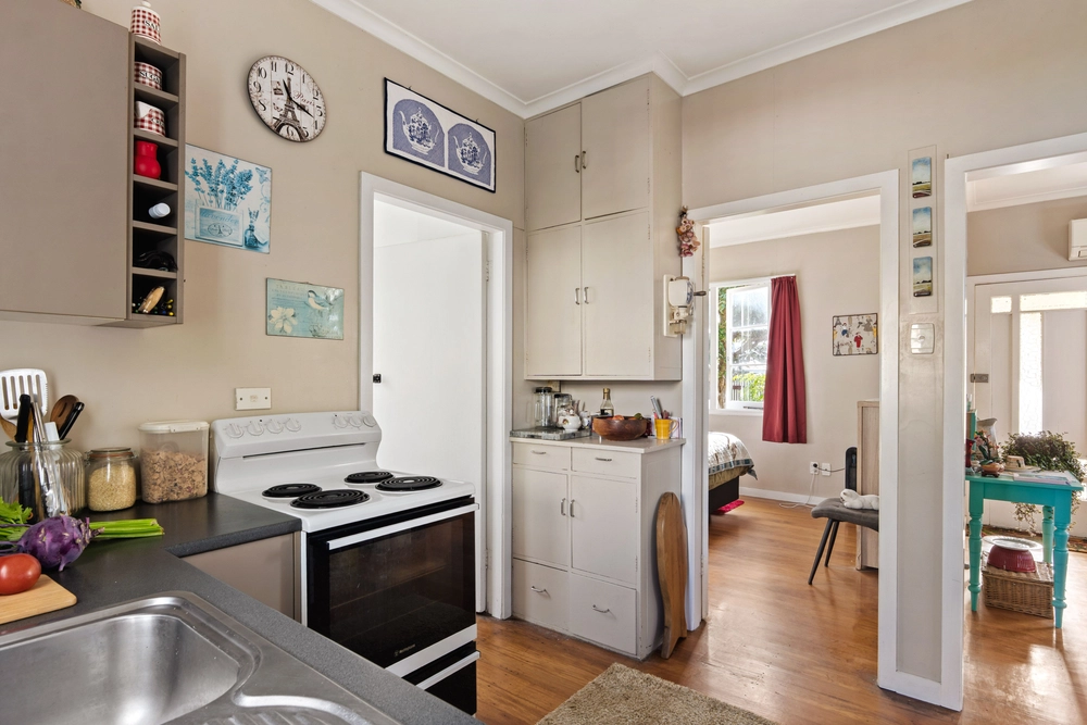 Photos of 121 Wainui Road