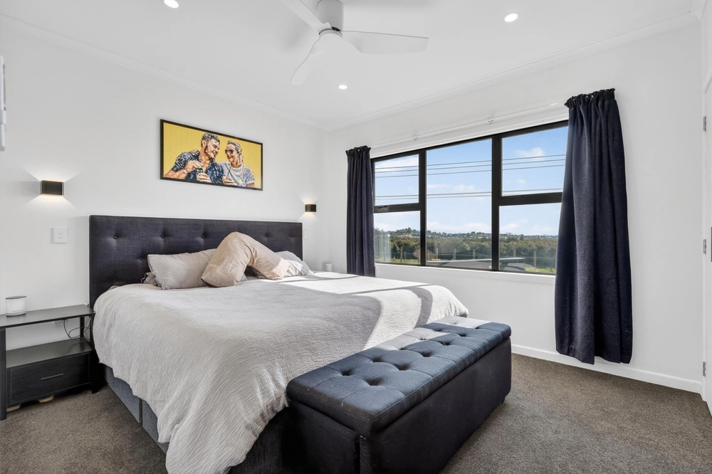 Photos of 121 Baverstock Road
