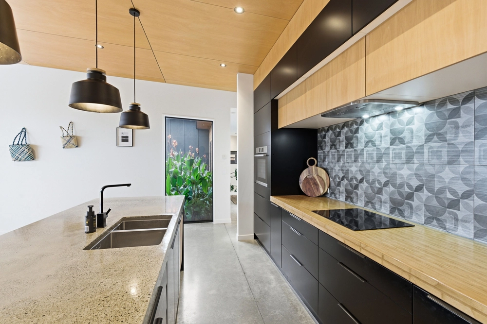 Photos of 93 Beachvale Drive