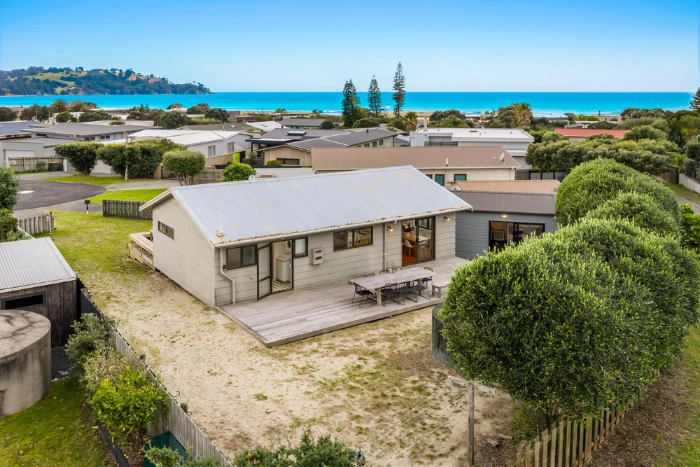 Photos of 22 Thistle Terrace