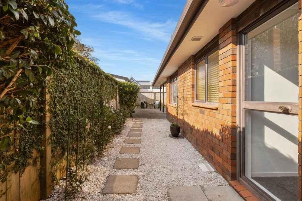 Photos of 17A Selwyn Street