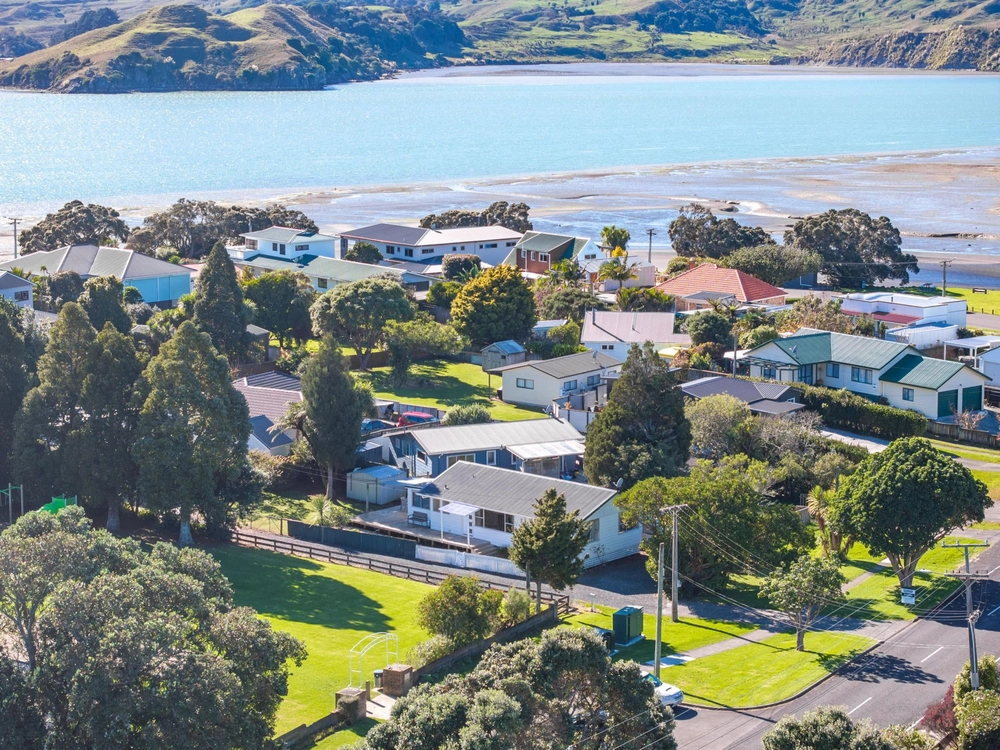 Photos of 42B Wallis Street