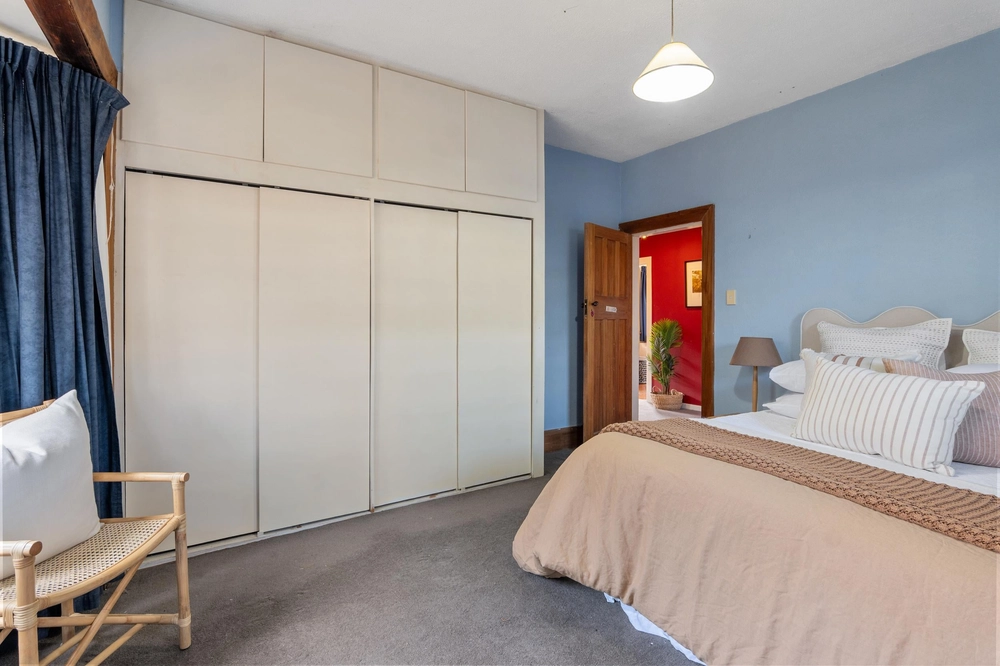 Photos of 128 Lyttelton Street