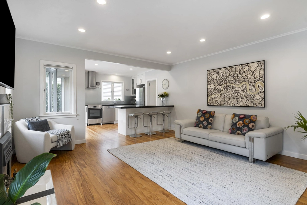 Photos of 10 Forfar Road